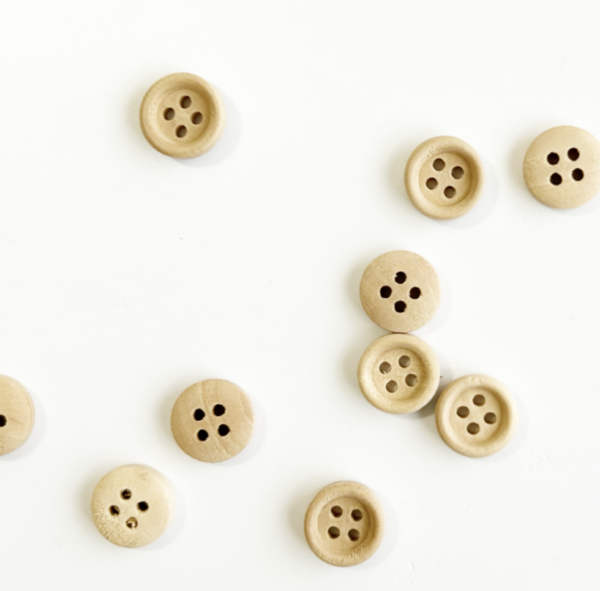 botones de madera 13mm 4 agujeros