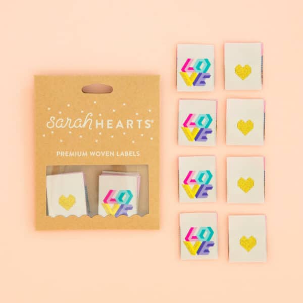 Etiquetas para prendas y accesorios de Sarah Hearts love-quilt