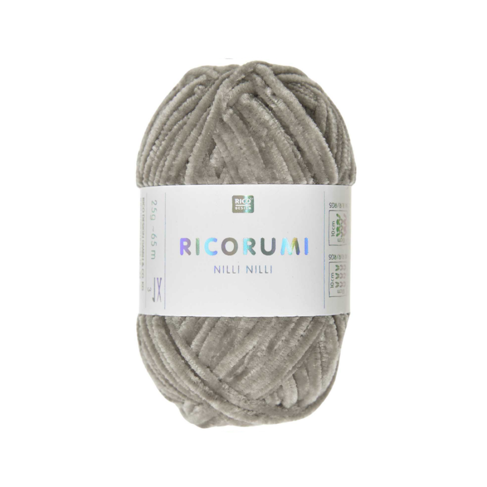 Ovillo de chenilla para amigurumis - Nilli Nilli - 022 - Beige