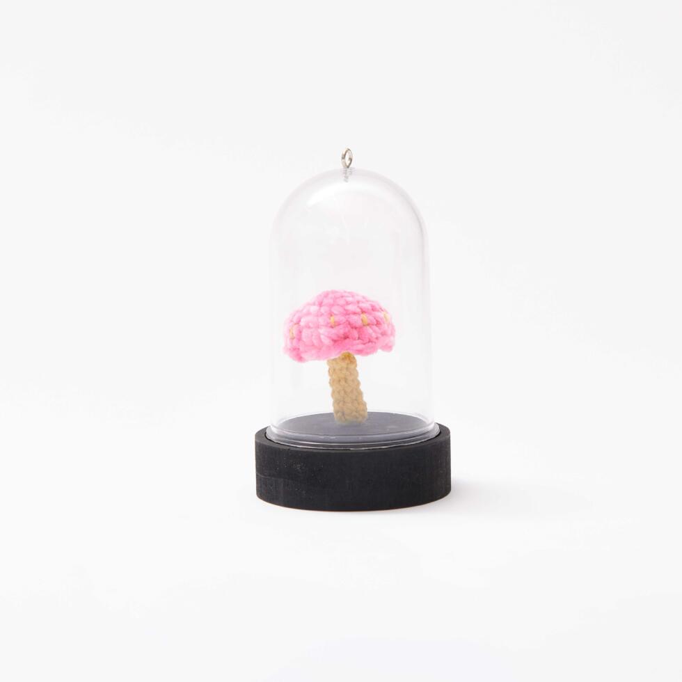 Ovillo de chenilla para amigurumis - Nilli Nilli - 028 - Neon Pink