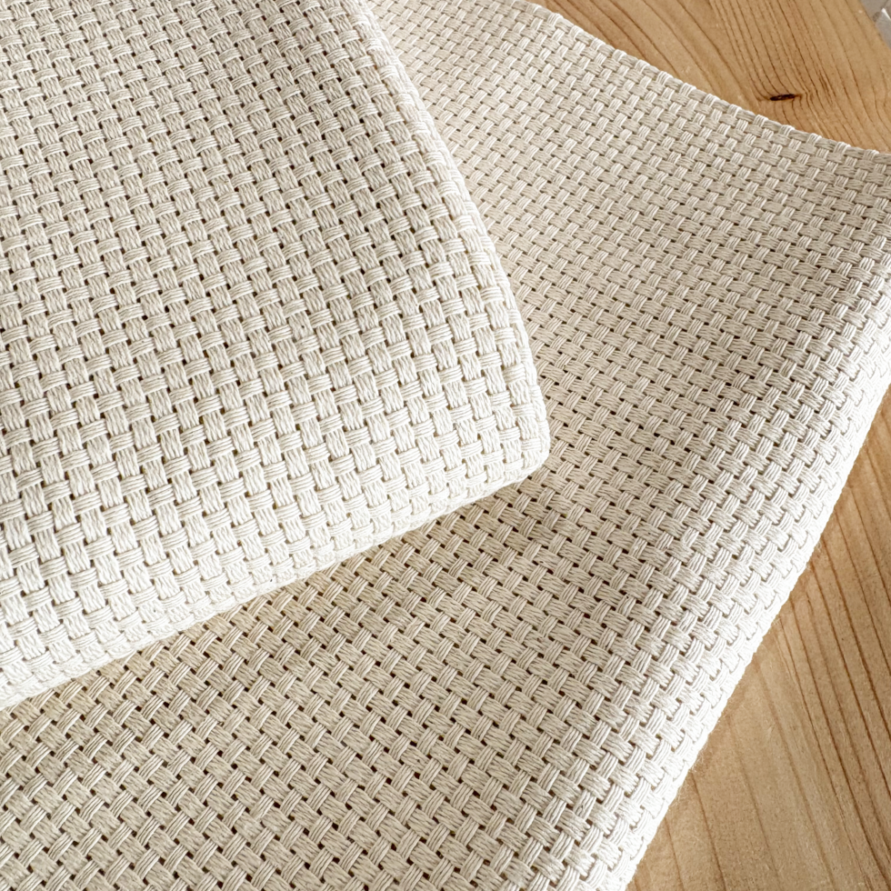 tela de monje . monk´s cloth