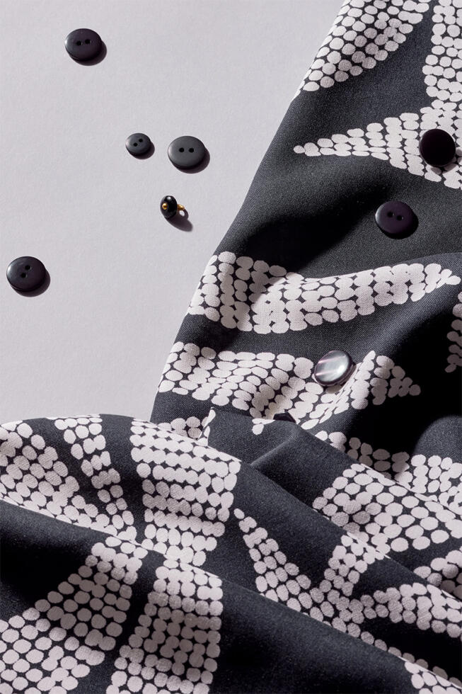 Viscosa 'Kaola Deep Charcoal' de Atelier Brunette